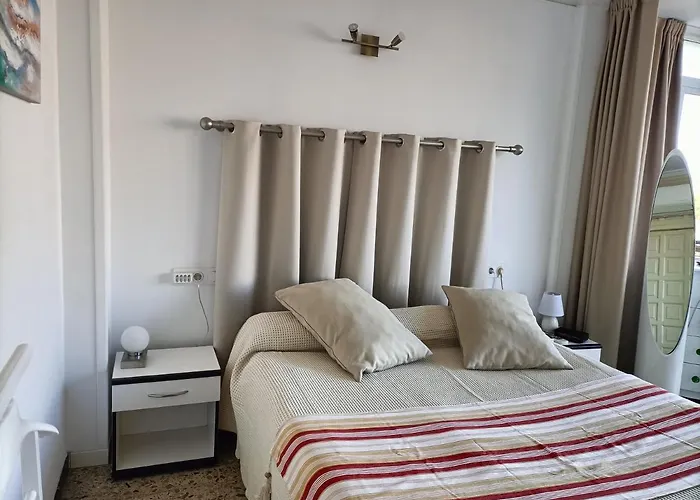 Апартаменти Denia *